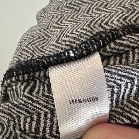 Leith Black and White Chevron Jumpsuit - Size: Small - Picture 6 of 8